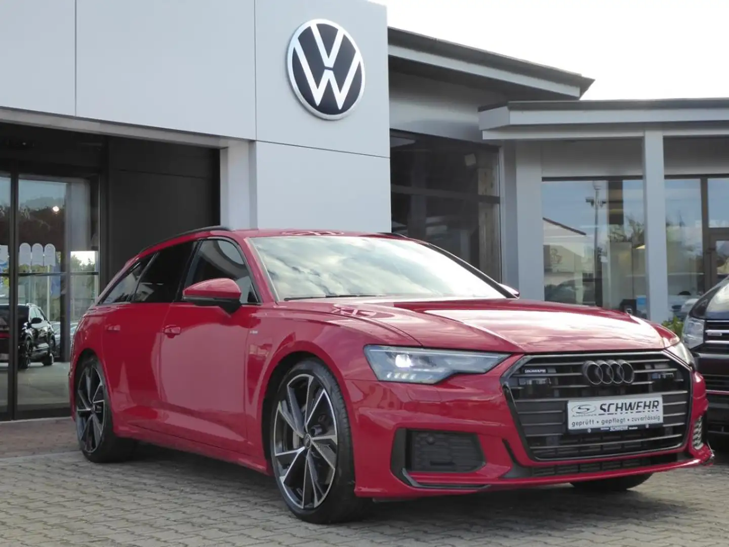 Audi A6 Avant Sport 3.0 TFSI V6 quattro S line Rot - 2