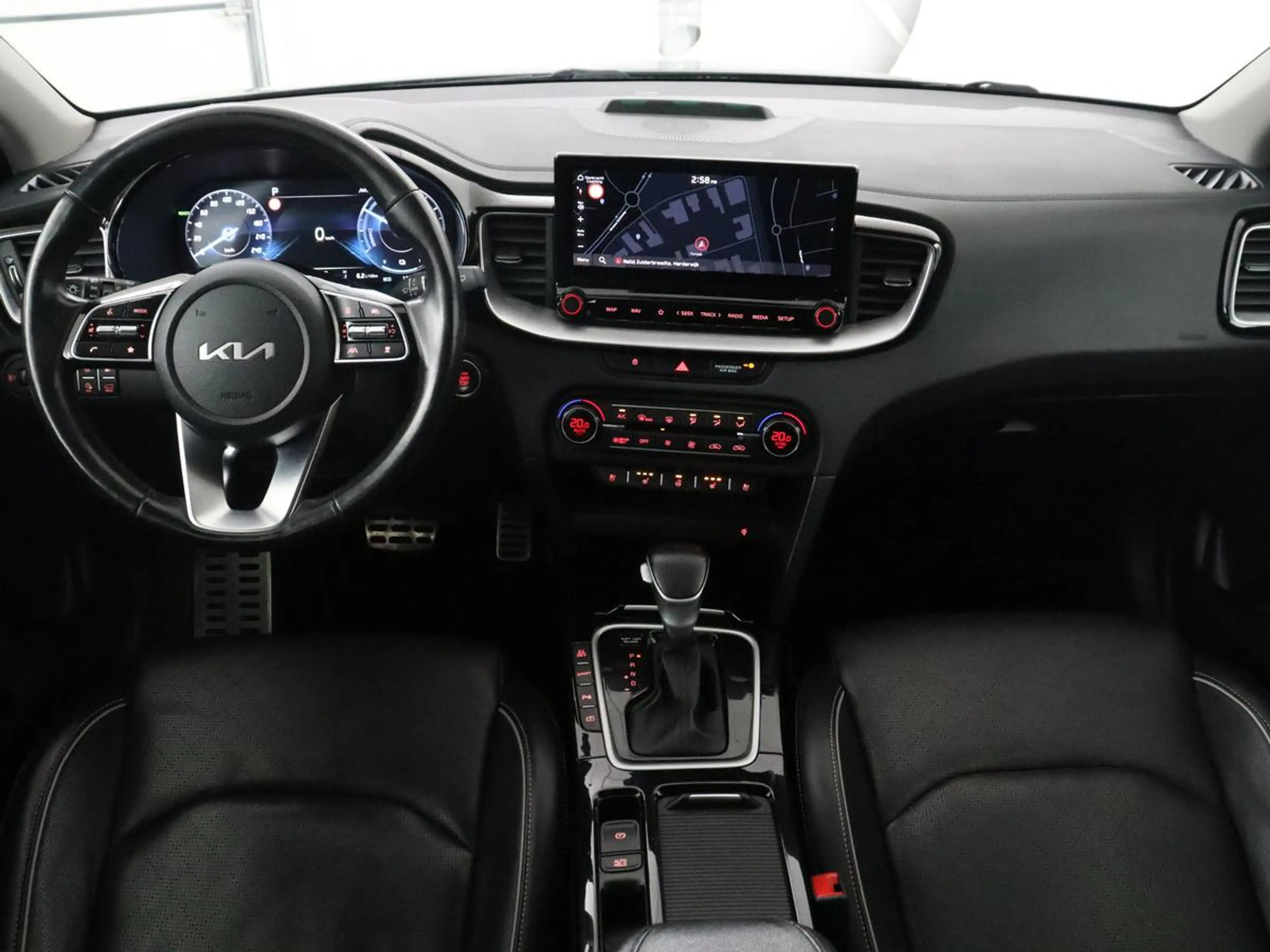 Kia Ceed SW / cee'd SW Sportswagon 1.6 GDI PHEV ExecutiveLine | Pano.Dak — photo 3