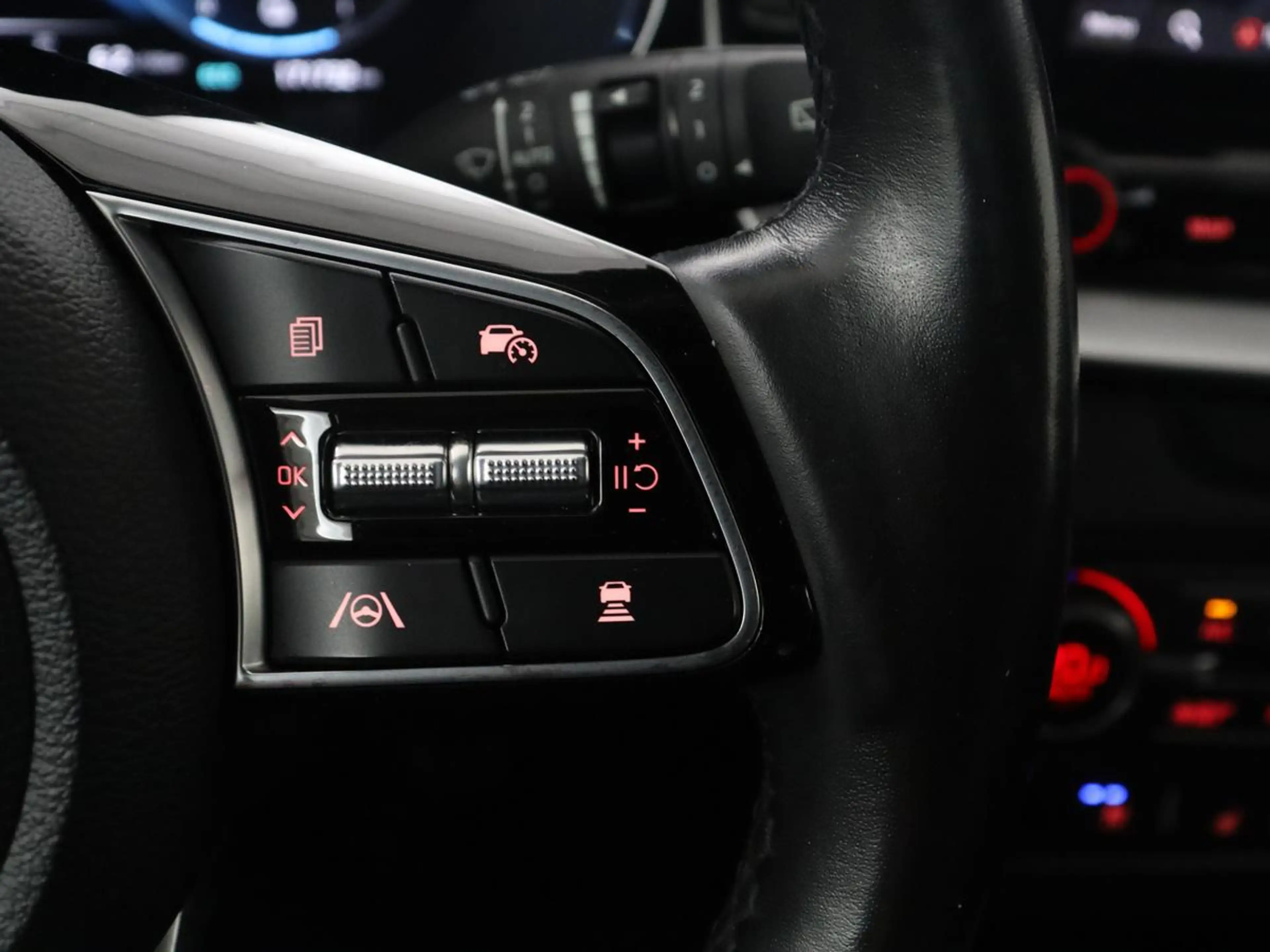Kia Ceed SW / cee'd SW Sportswagon 1.6 GDI PHEV ExecutiveLine | Pano.Dak — photo 21