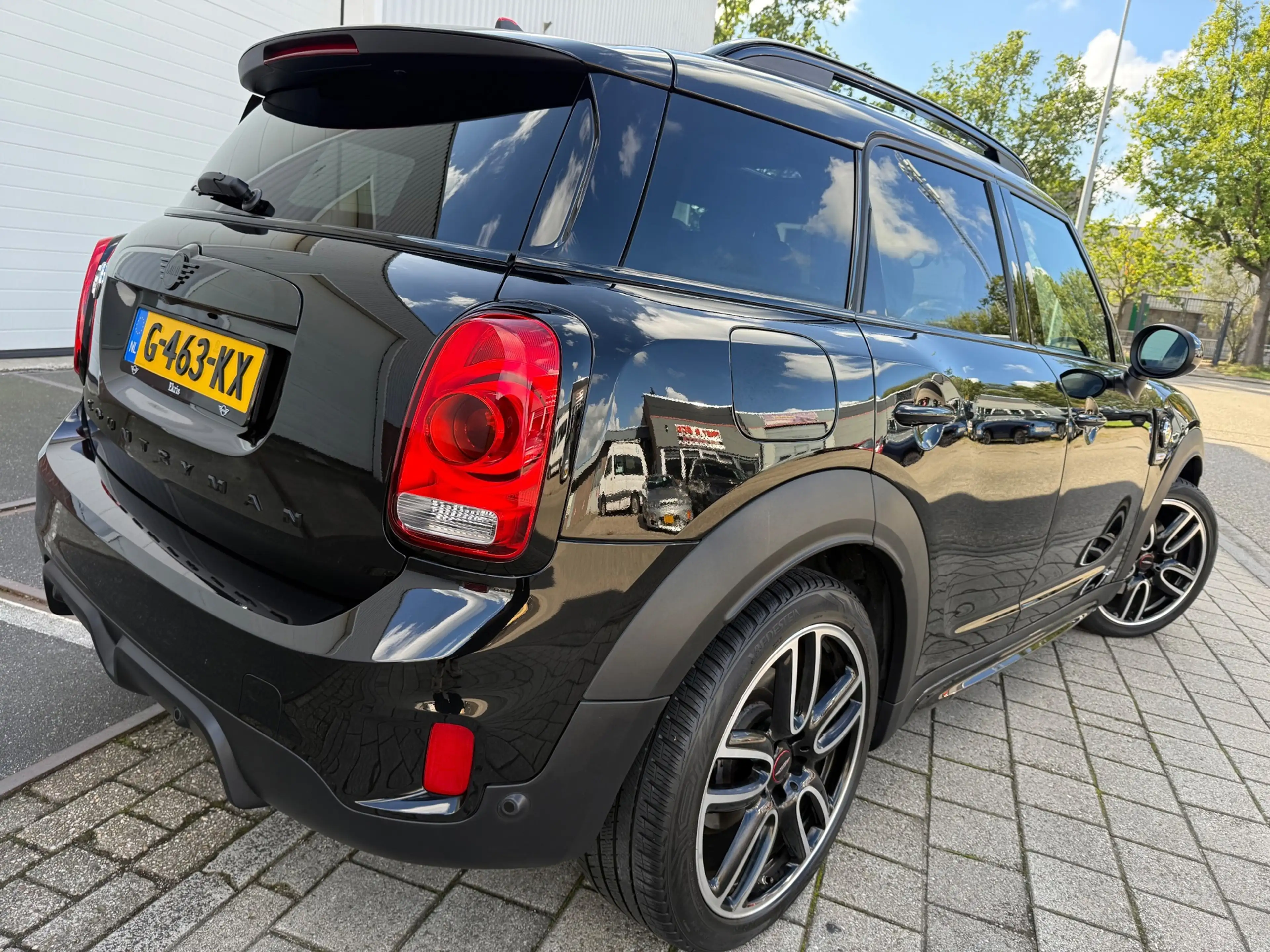 MINI Cooper S Countryman 1.5 PHEV ALL4 2019 JCW PANO LEDER NAP LUXE NAP! — photo 2