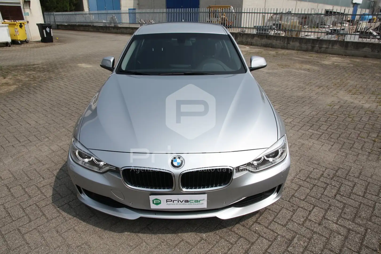 BMW 320 320d Business aut. Argento - 2