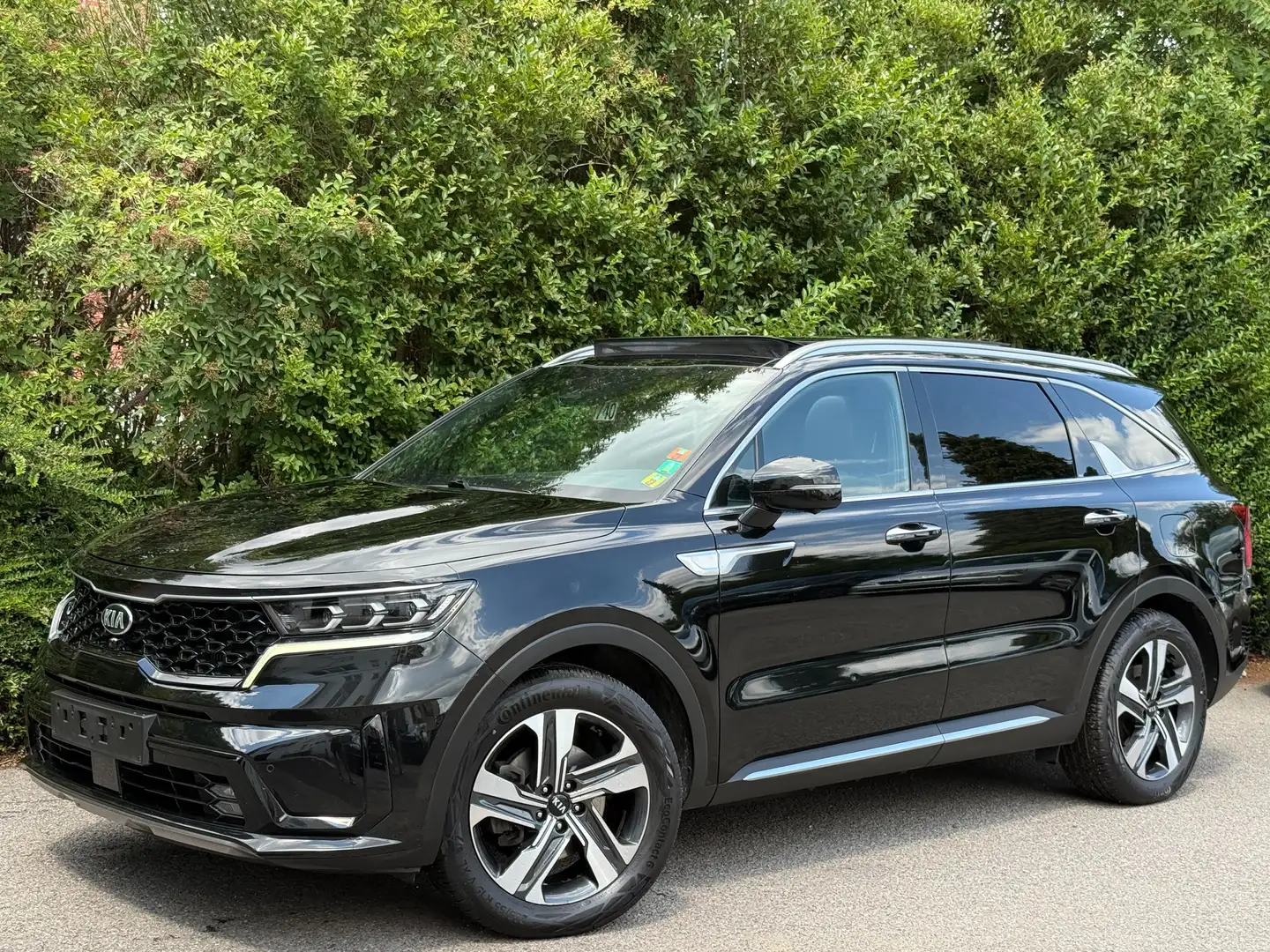 Kia Sorento Sorento PHEV 1.6 TGI AWD+7 PLACES+NAVI+CAMERA+FULL Zwart - 1
