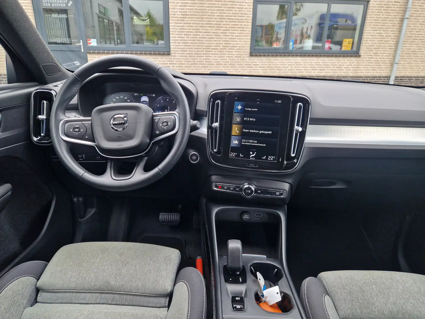 Volvo XC40 1.5 T2 Business Camera | Climate Pack Grijs - 2