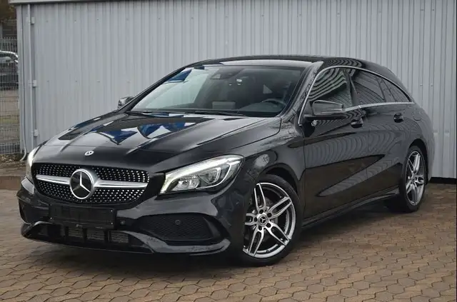 Mercedes-Benz CLA 220 Shooting Brake AMG Line NUR GEWERBE