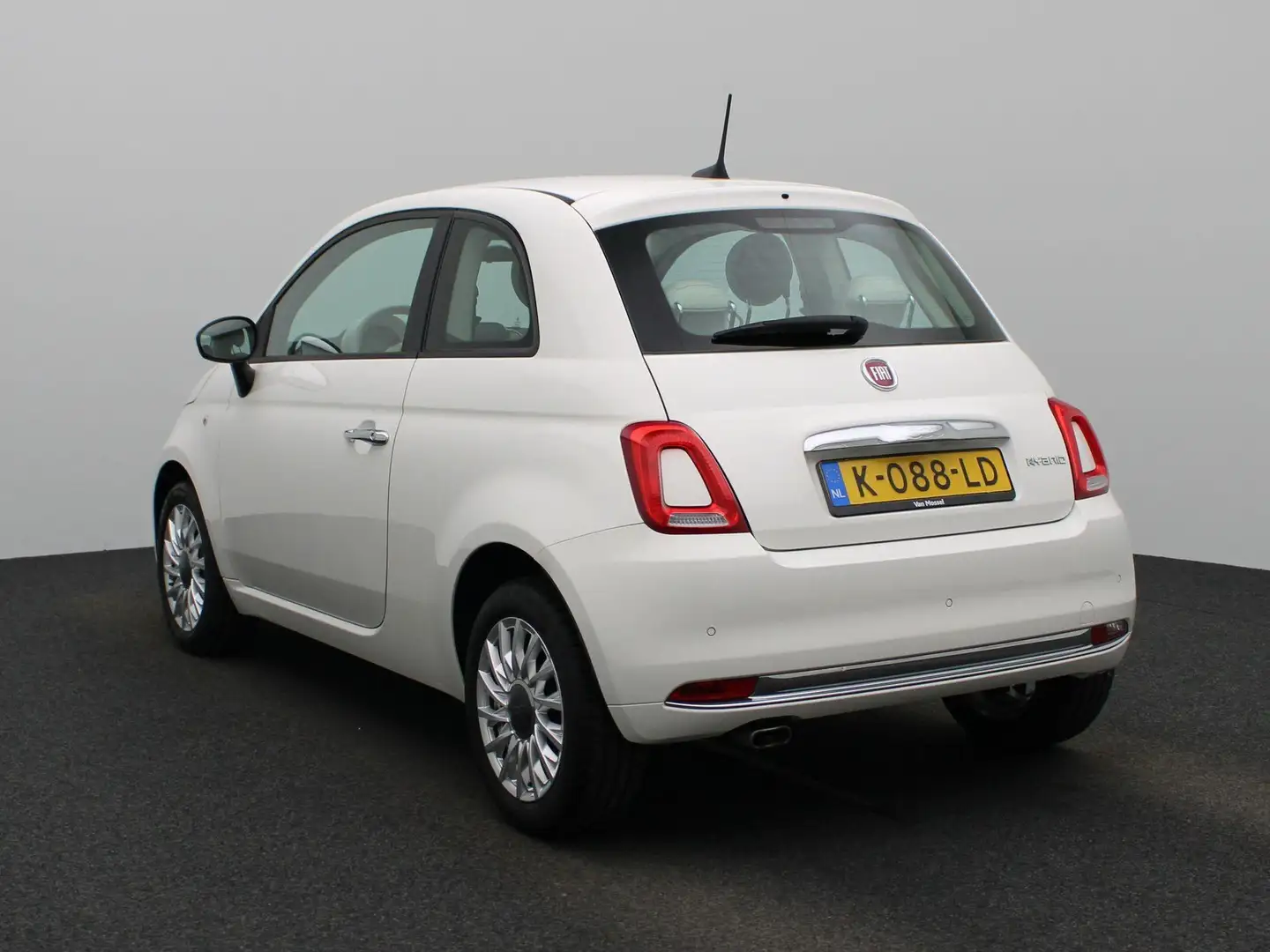 Fiat 500 1.0 Hybrid Lounge | Airco | Parkeersensoren | Blue Wit - 2
