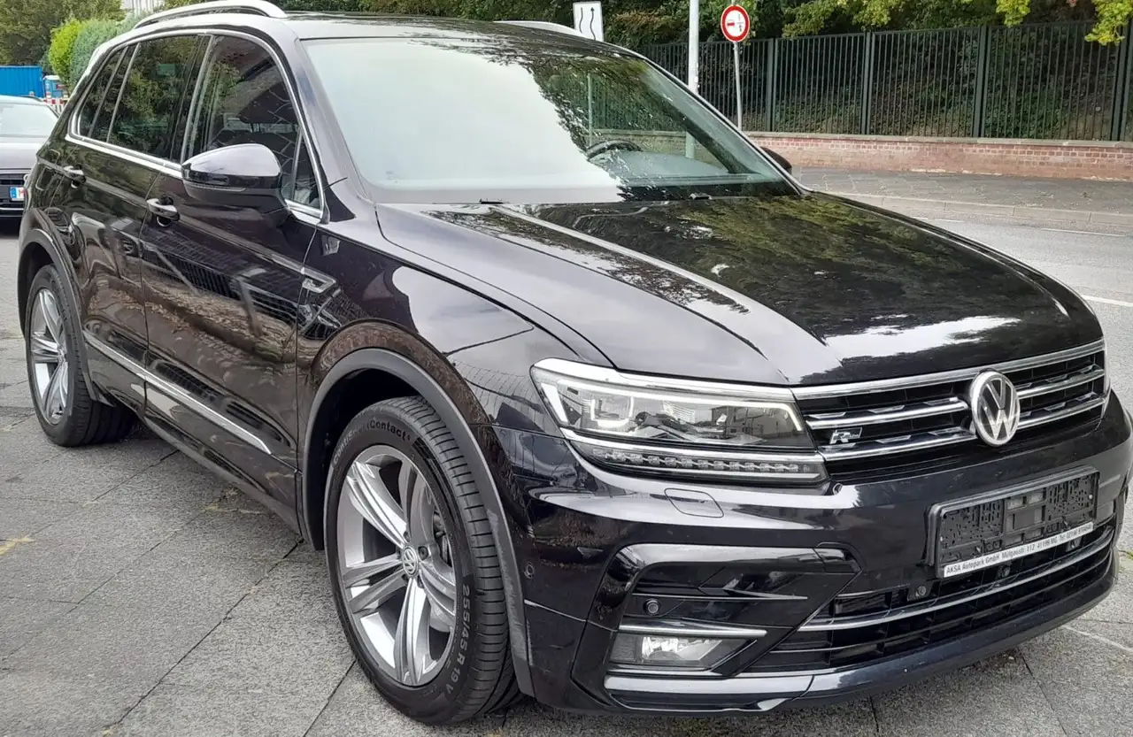 2018 Volkswagen Tiguan Highline 4Motion, photograph 3