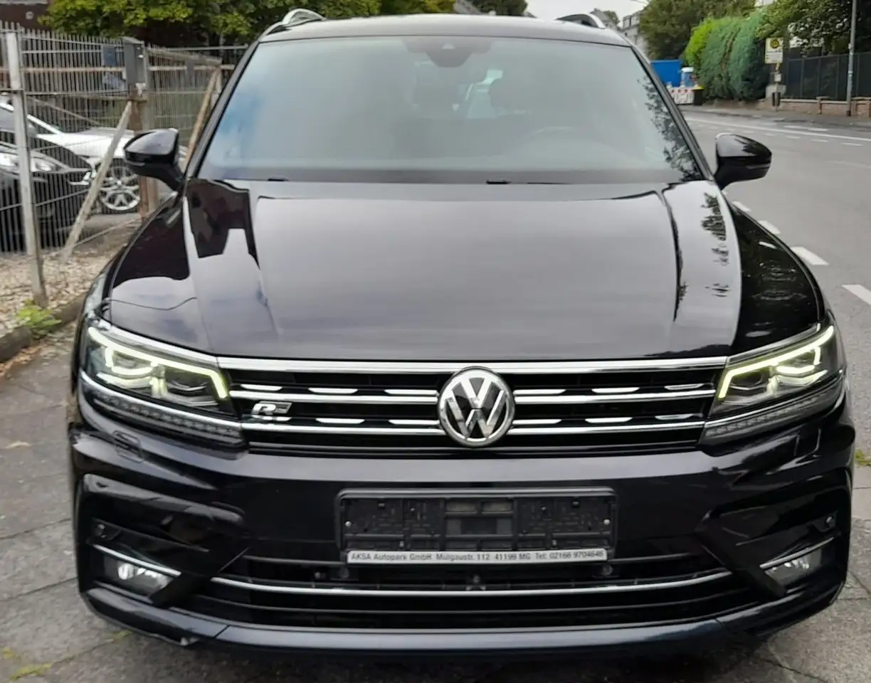 2018 Volkswagen Tiguan Highline 4Motion, photograph 1