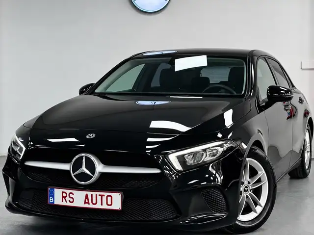 Mercedes-Benz A 180 Business Solution - GARANTIE 12 MOIS - LED - BI XENON - GPS - CAMERA - BLUETOOTH - AUTOMATIQUE - 1ER ENTRETIEN OFFERT -