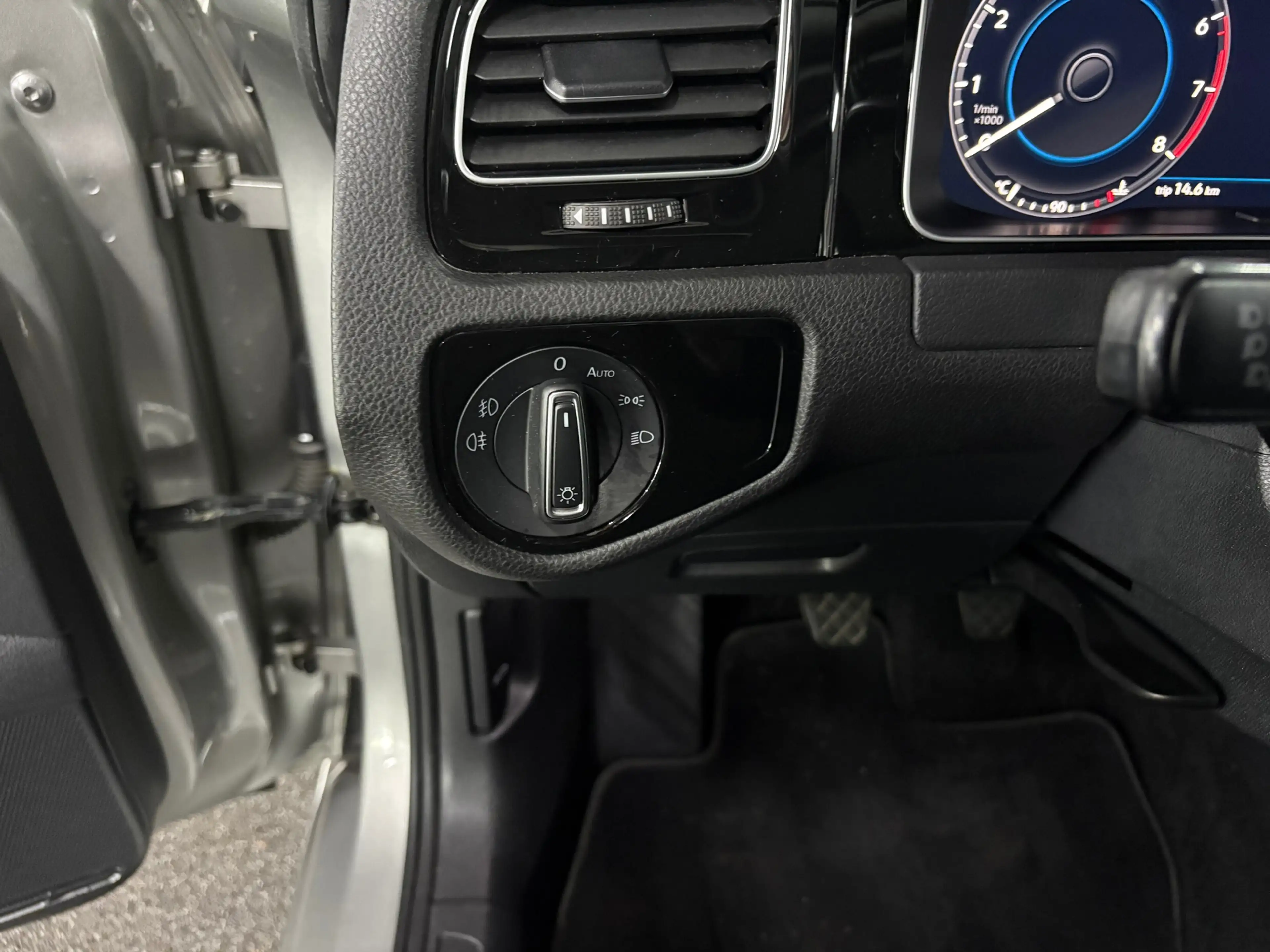 Volkswagen Golf 1.5 TSI Highline/ NL auto/ Pano/ Parkeersensoren — photo 12