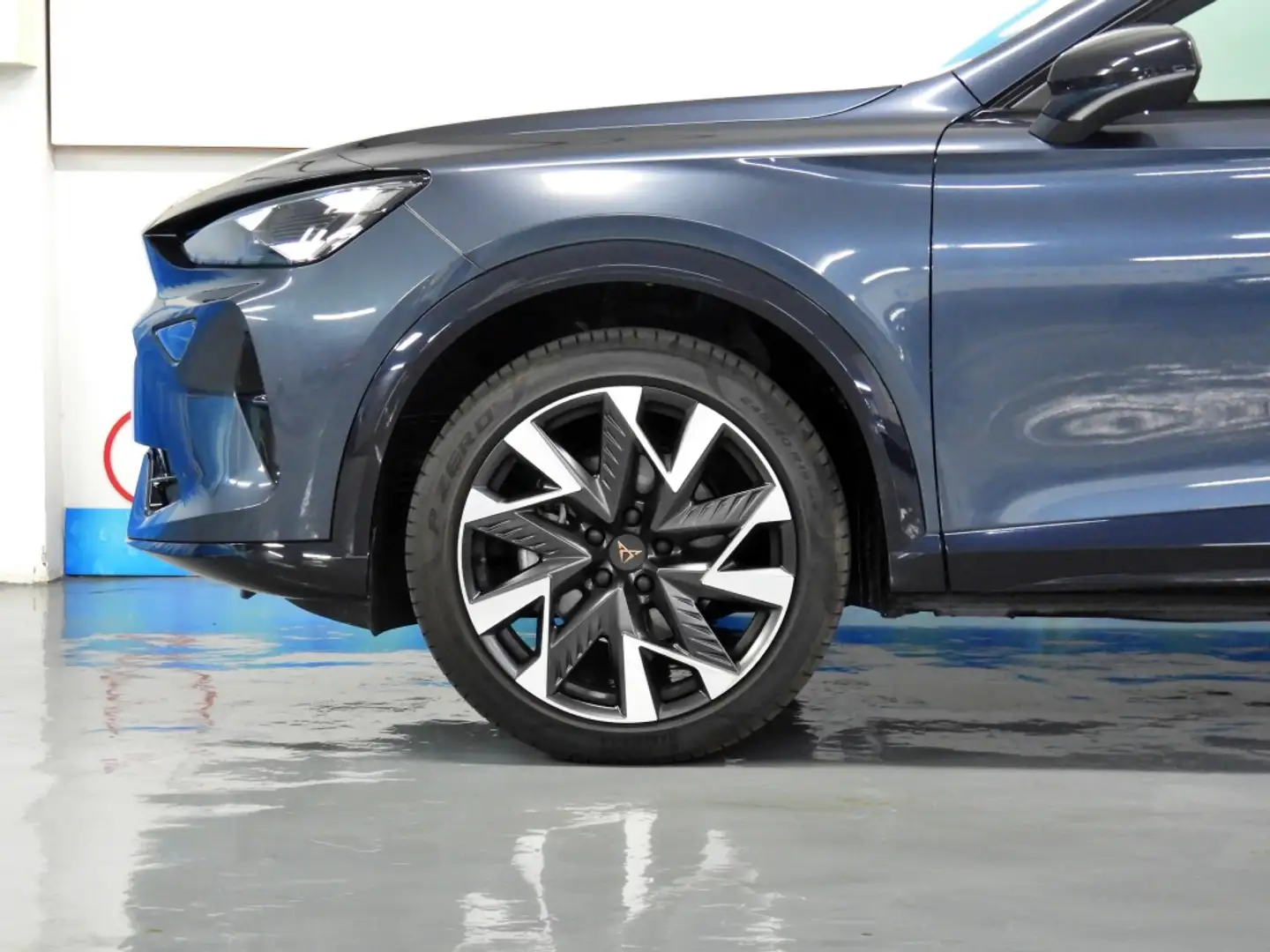 CUPRA Formentor 1.5 TSI Tech Edition 19" 150 DSG Gris - 2