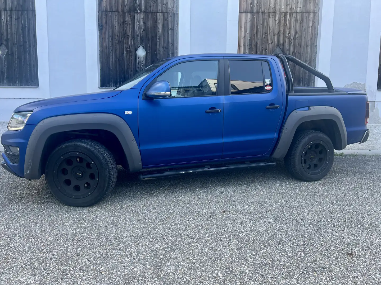 Volkswagen Amarok DoubleCab Aventura 3,0 TDI 4Motion Aut. Blau - 2