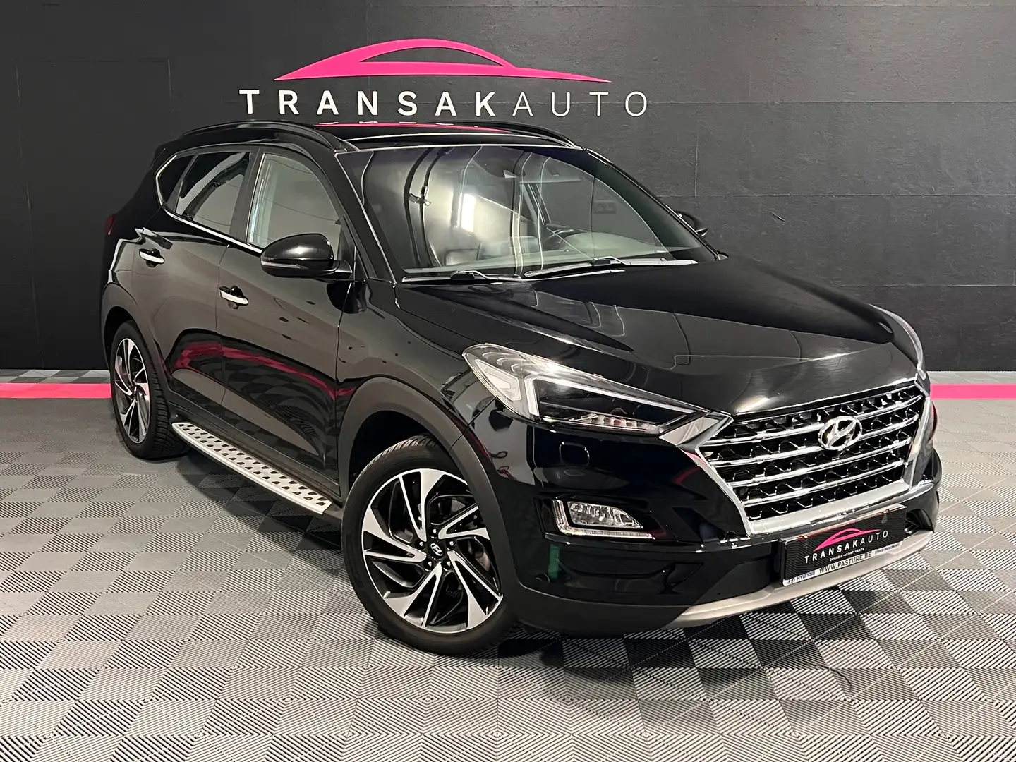 Hyundai TUCSON 1.6 4WD Shine Red Wine Edition *CARPLAY-360-FULL* Noir - 1