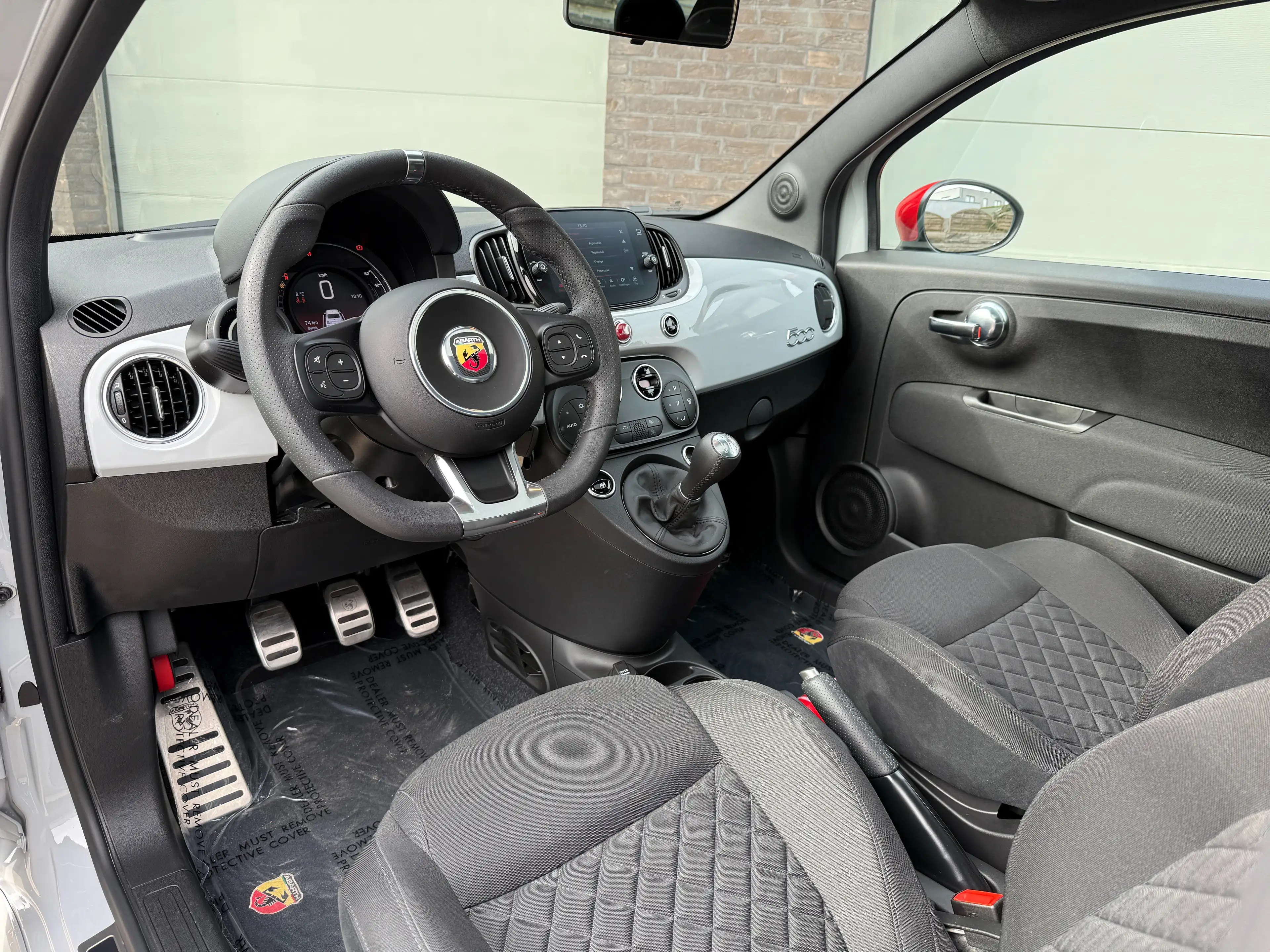 Abarth 595 1.4 T-Jet (EU6D) — photo 11