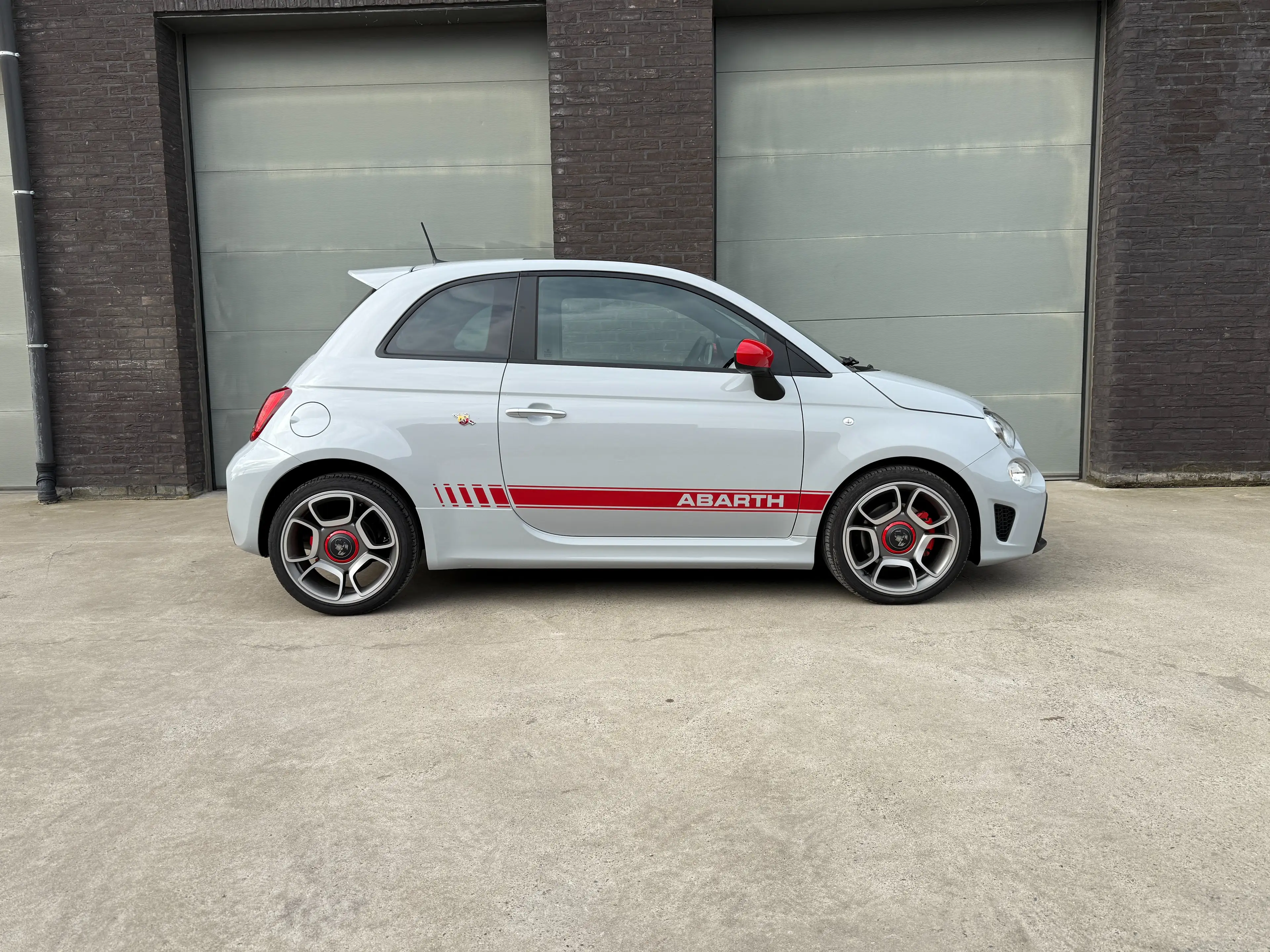 Abarth 595 1.4 T-Jet (EU6D) — photo 6