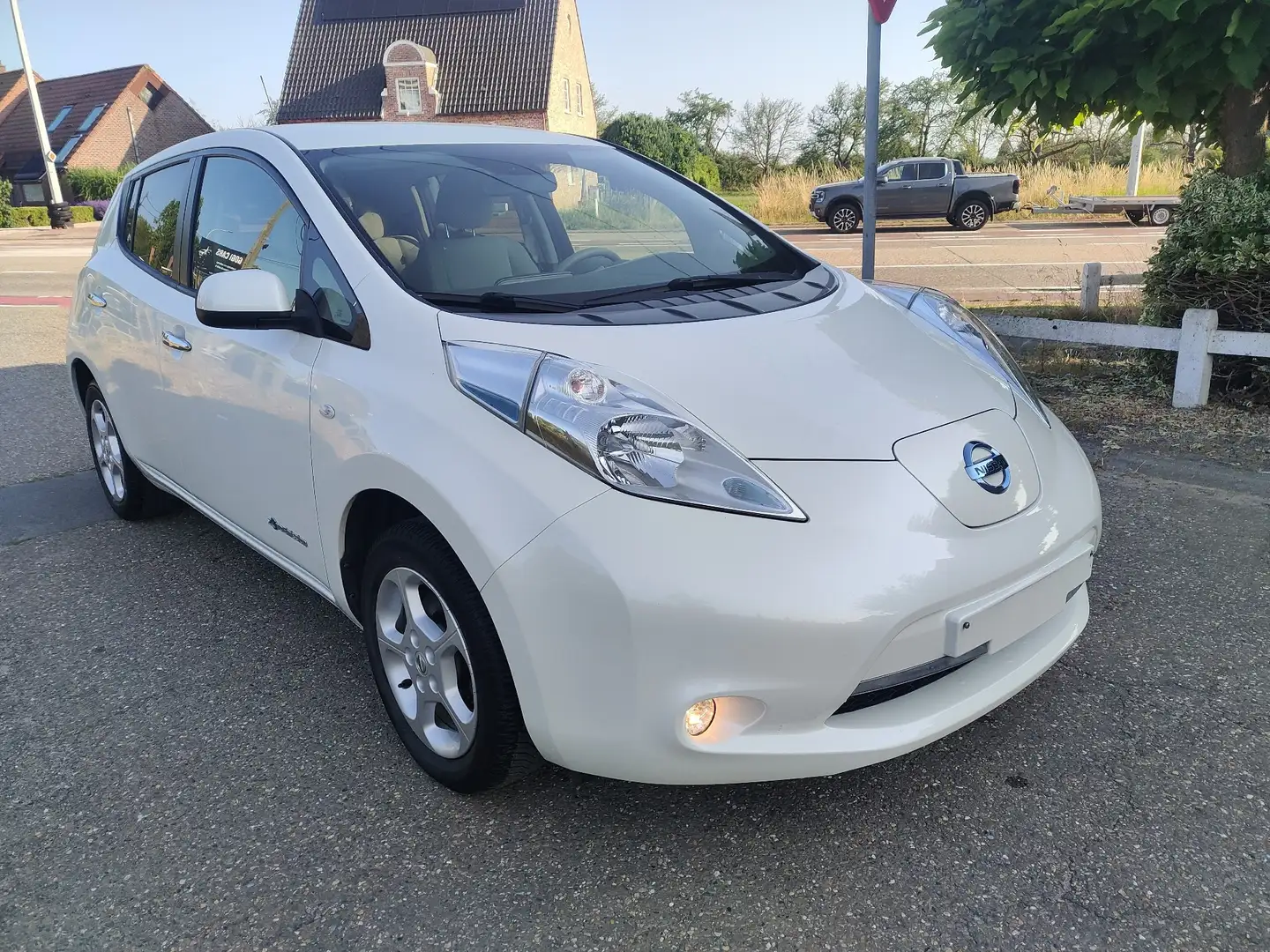 Nissan Leaf 24 kWh (mit Batterie) Visia - 1