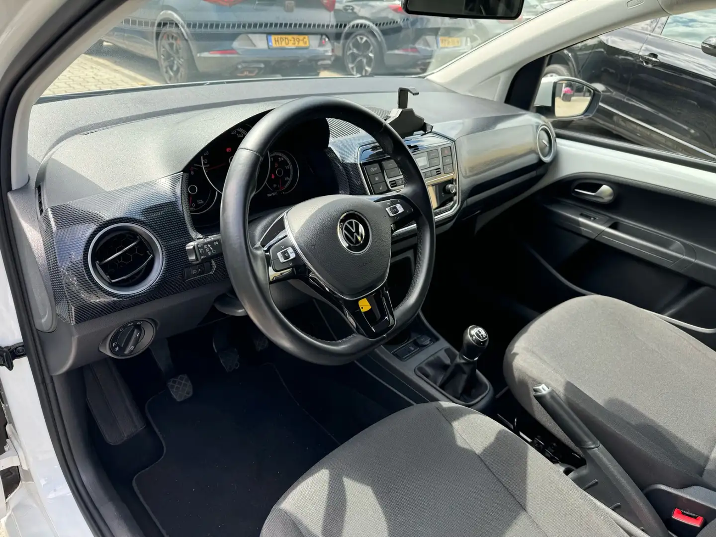 Volkswagen up! 1.0 camera, cruise, stoelverw, airco Blanc - 2
