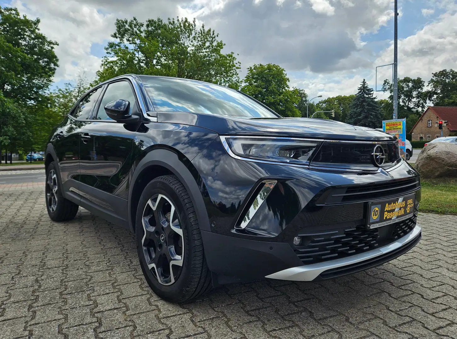 Opel Mokka Ultimate NAVI VOLL-LED ACC Keyless Kamera180° Schwarz - 1
