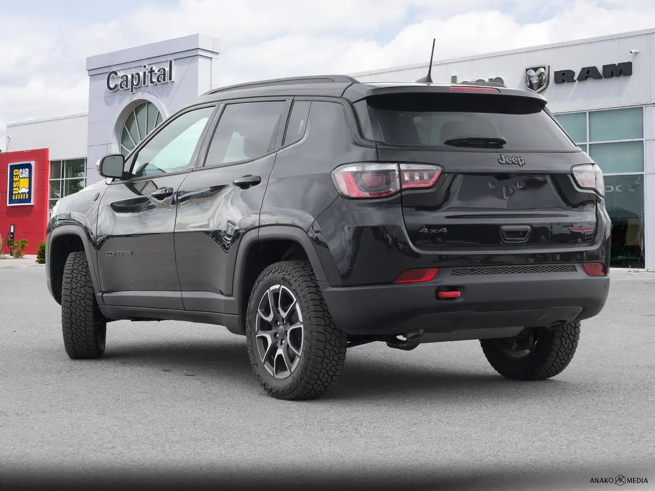 Jeep Compass photo Jeep Compass