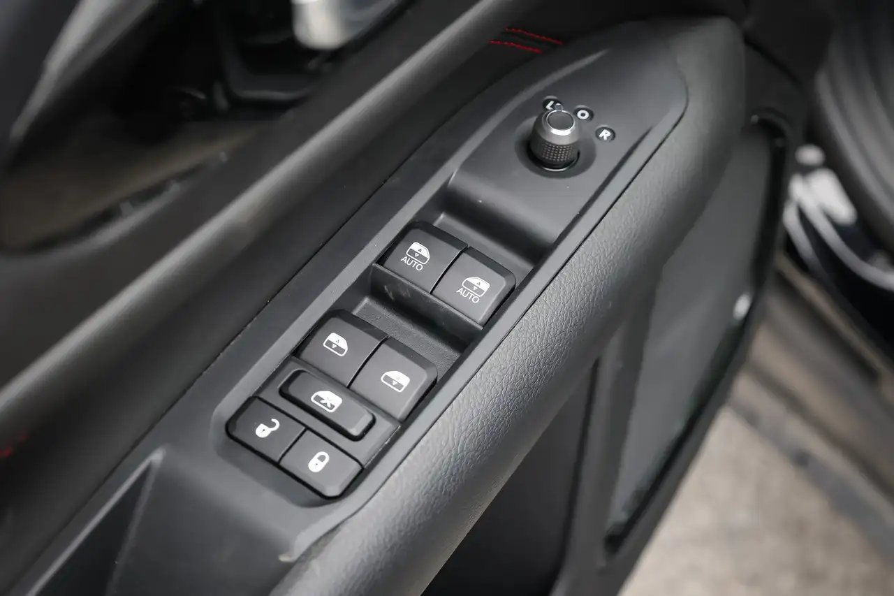 Jeep Compass photo Jeep Compass