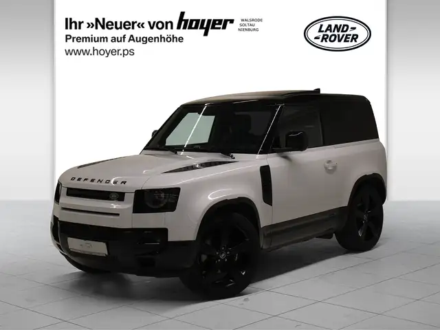 Land Rover Defender 90 P525 V8 Black Pack