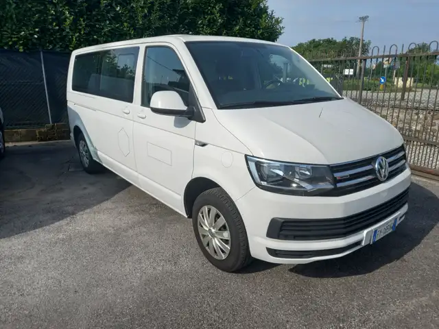 Volkswagen T6 Caravelle 2.0 TDI 150 CV 4Motion 8 posti passo Lungo 4x4