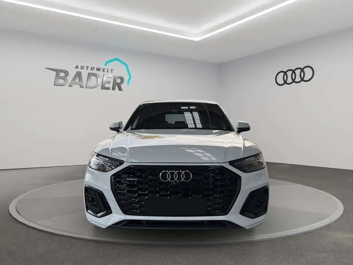 Audi Q5 2.0 TFSIe Sportback S line Pano B&O 55 TFSI e q... Weiß - 2