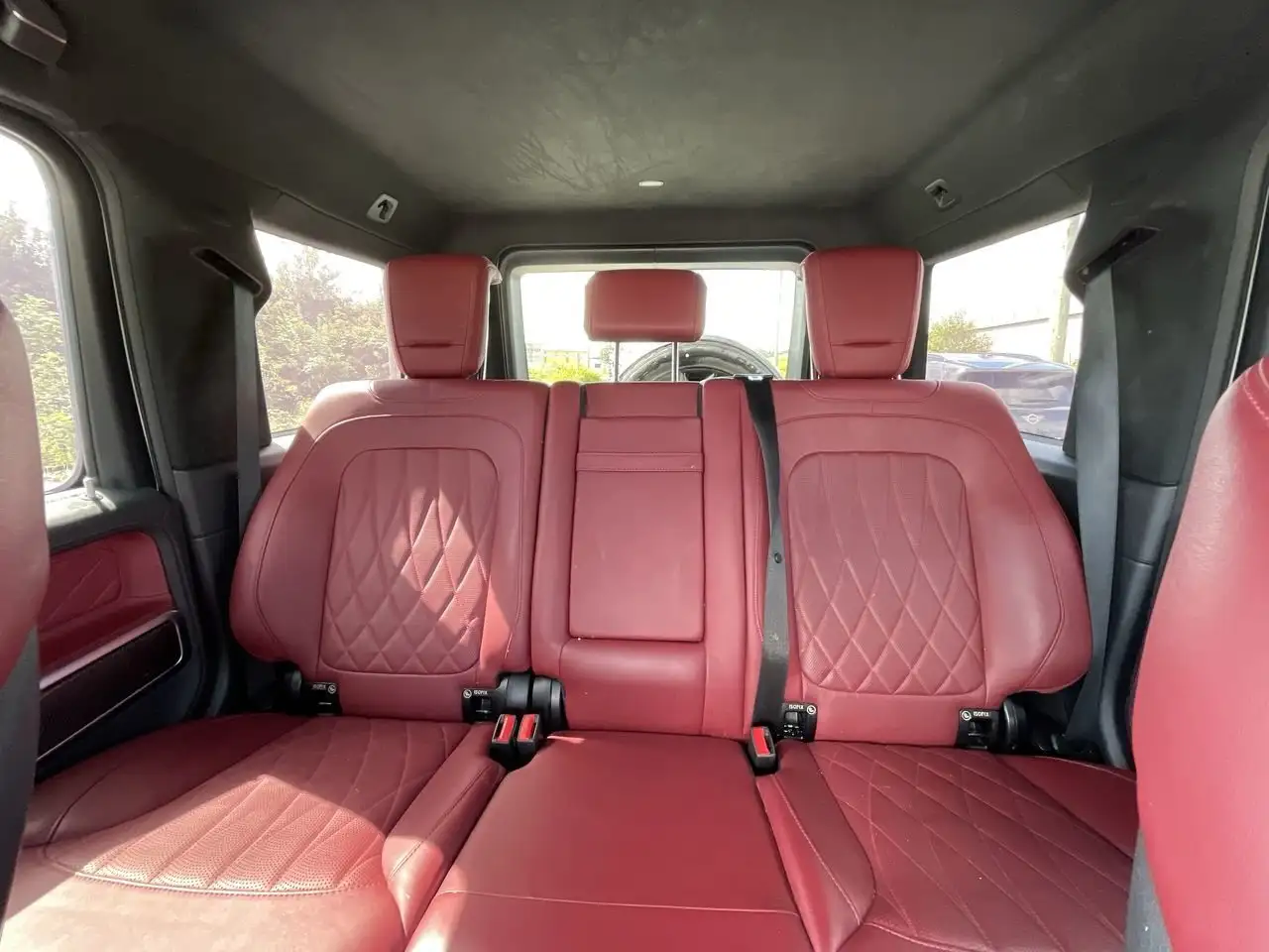 Mercedes-Benz G-Class снимка Mercedes-Benz G-Class