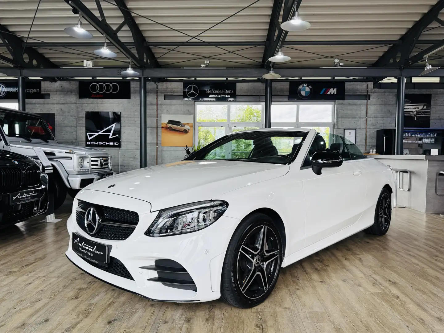 Mercedes-Benz C 400 AMG Line 4Matic Cabrio*KAM*NAVI*DISTRONIC+ Weiß - 1