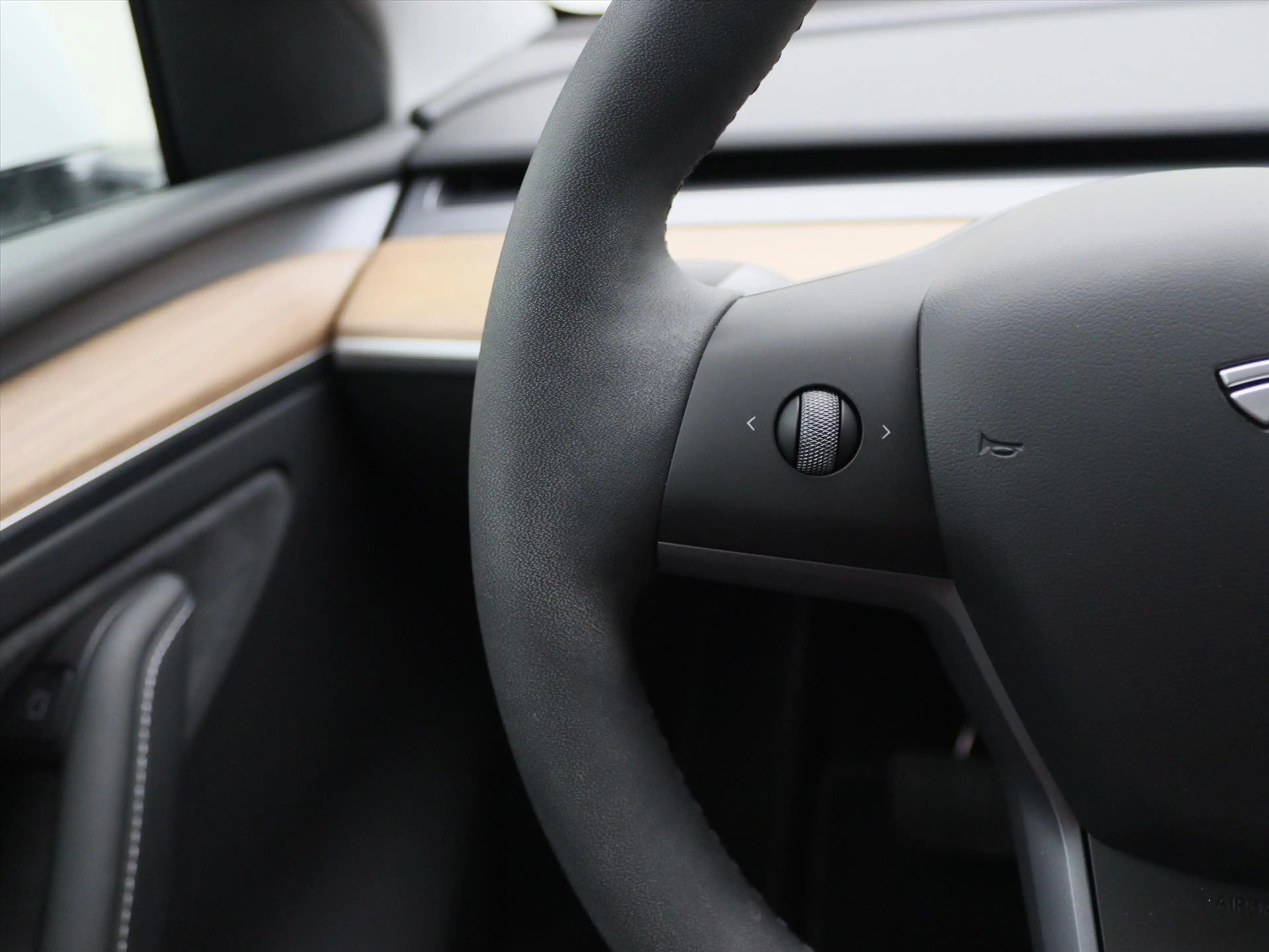 Tesla Model Y Long Range AWD 75kWh 351pk [ AMD RYZEN+AUTOPILOT+1 — photo 20