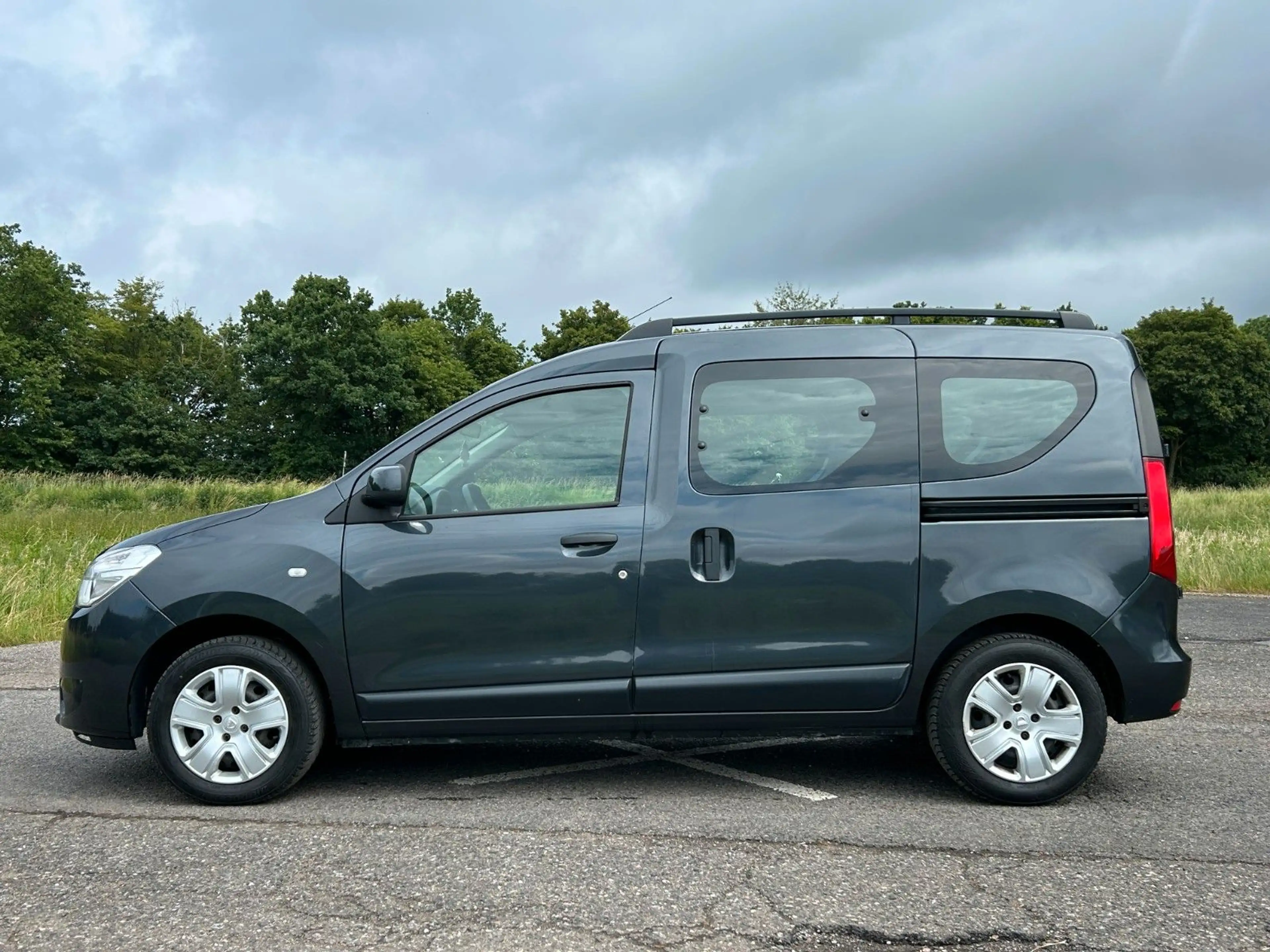 Dacia Dokker Comfort 1.6 SCe 100 LPG Radio Klima PDC — photo 2