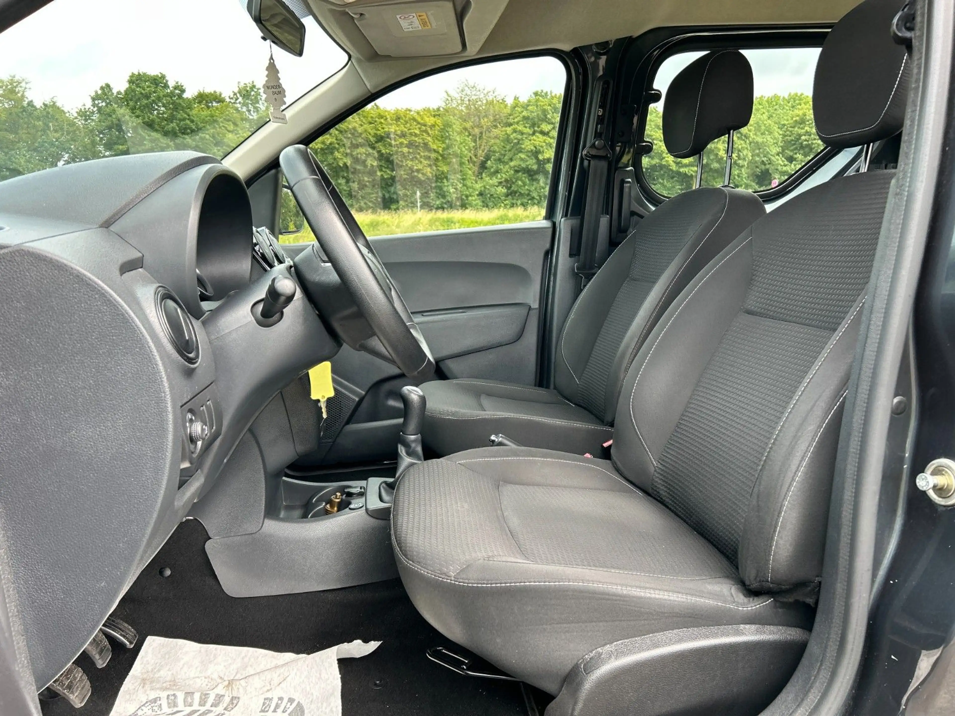 Dacia Dokker Comfort 1.6 SCe 100 LPG Radio Klima PDC — photo 10