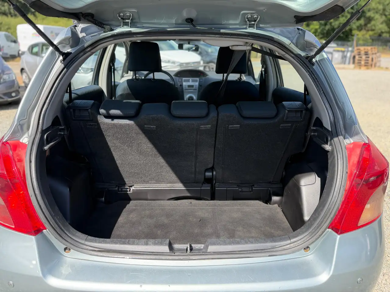 Toyota Yaris Yaris — photo 7
