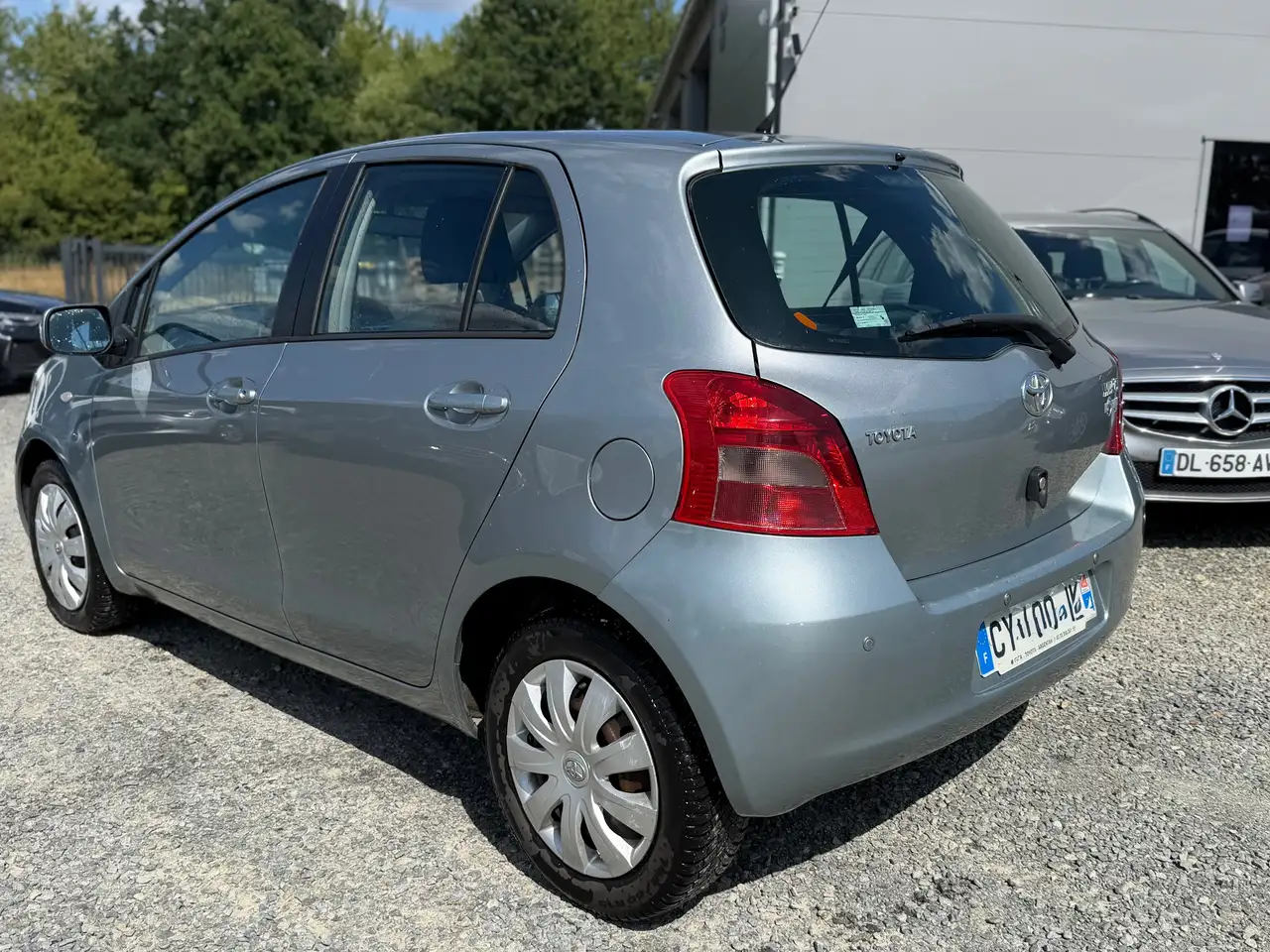 Toyota Yaris Yaris — photo 6
