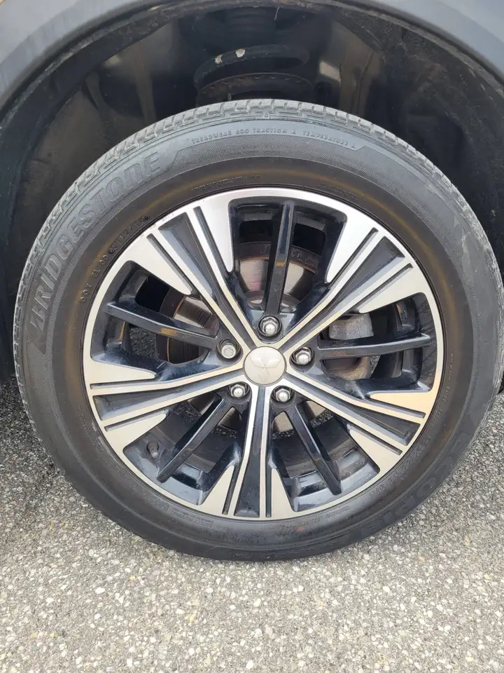 Mitsubishi Eclipse Cross снимка Mitsubishi Eclipse Cross