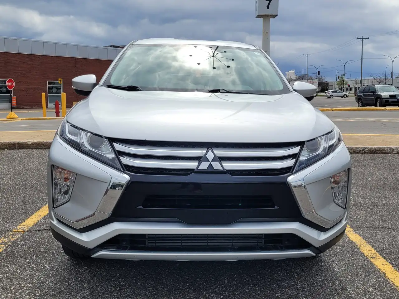 Mitsubishi Eclipse Cross снимка Mitsubishi Eclipse Cross