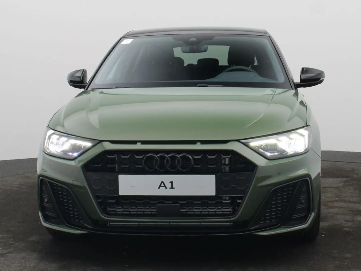Audi A1 Sportback S line 40 TFSI S tronic | SONOS,LED Grün - 2