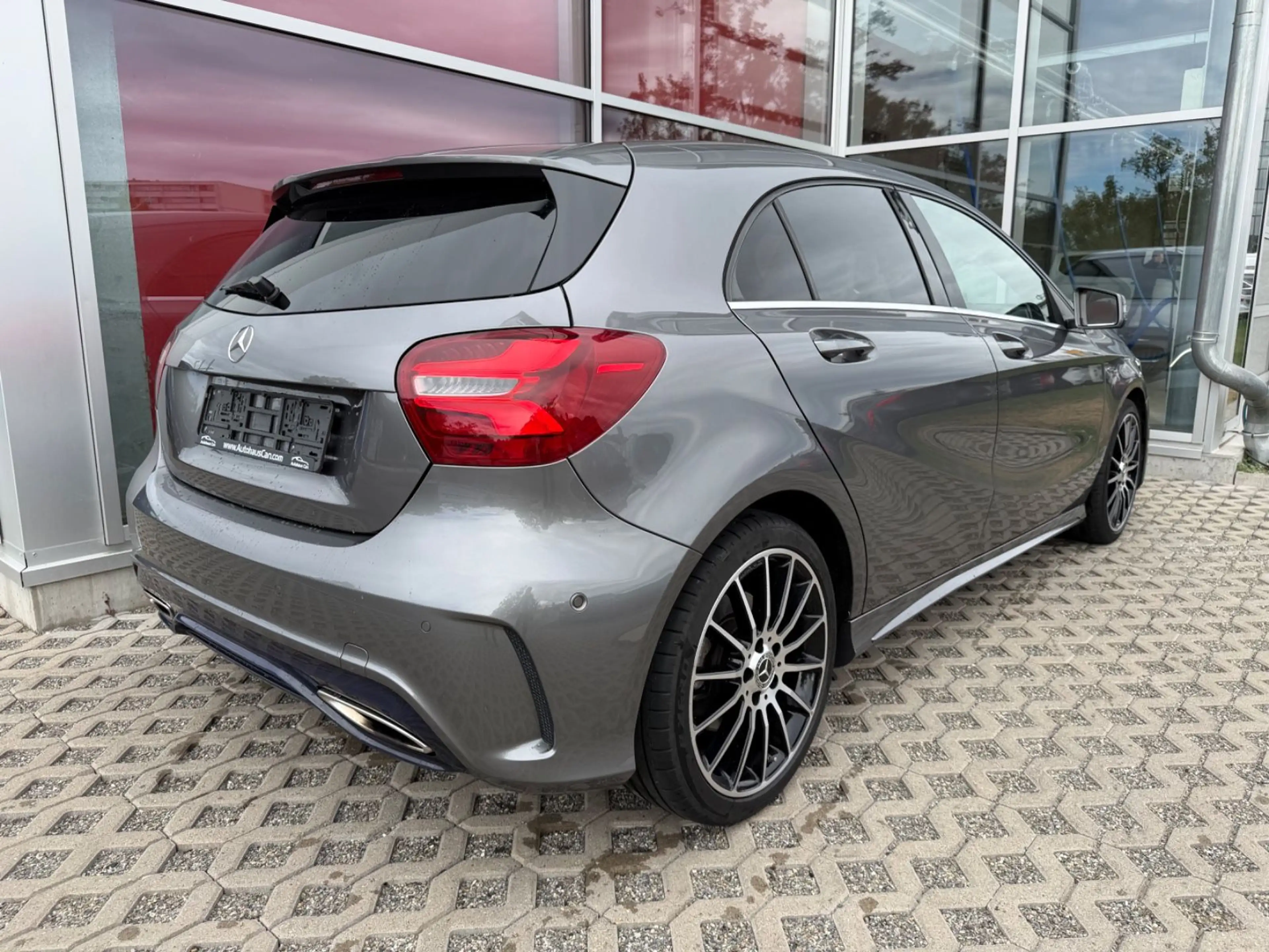 Mercedes-Benz A 250 4M AMG LINE EDITION /LED/DISTRONIC/LEDER — photo 5