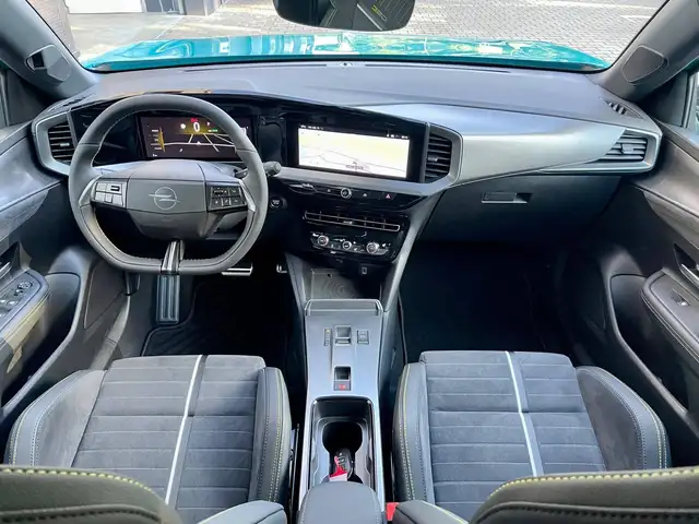 Opel Mokka-E view 13