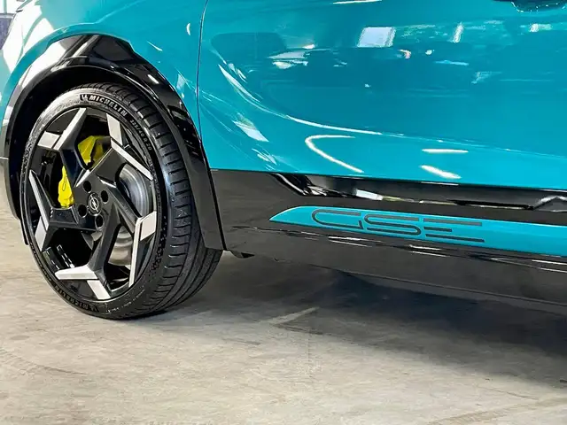 Opel Mokka-E view 9
