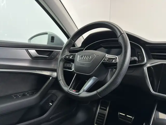Audi S6 view 12