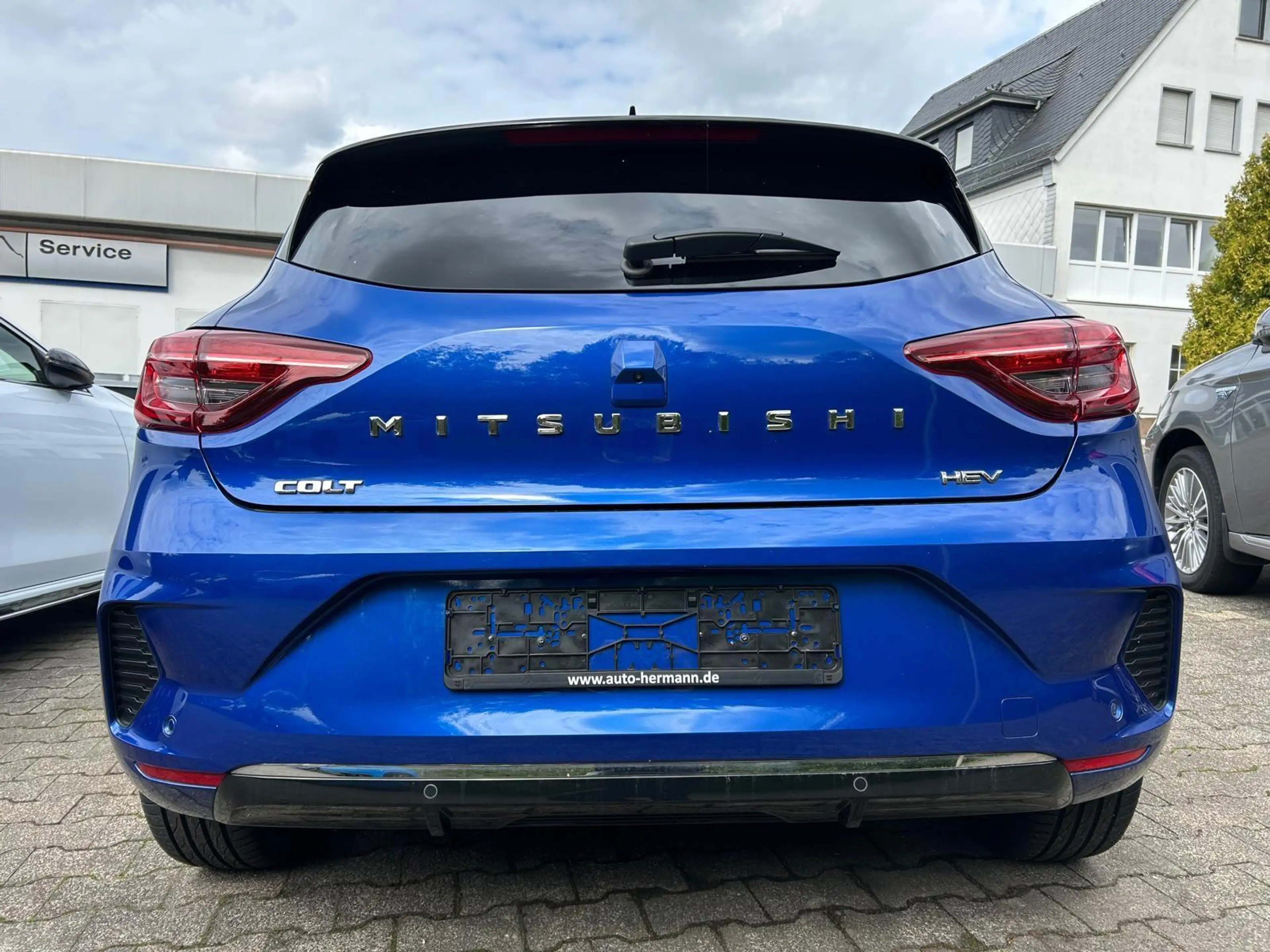 Mitsubishi Colt Intro Edition Hybrid — photo 6