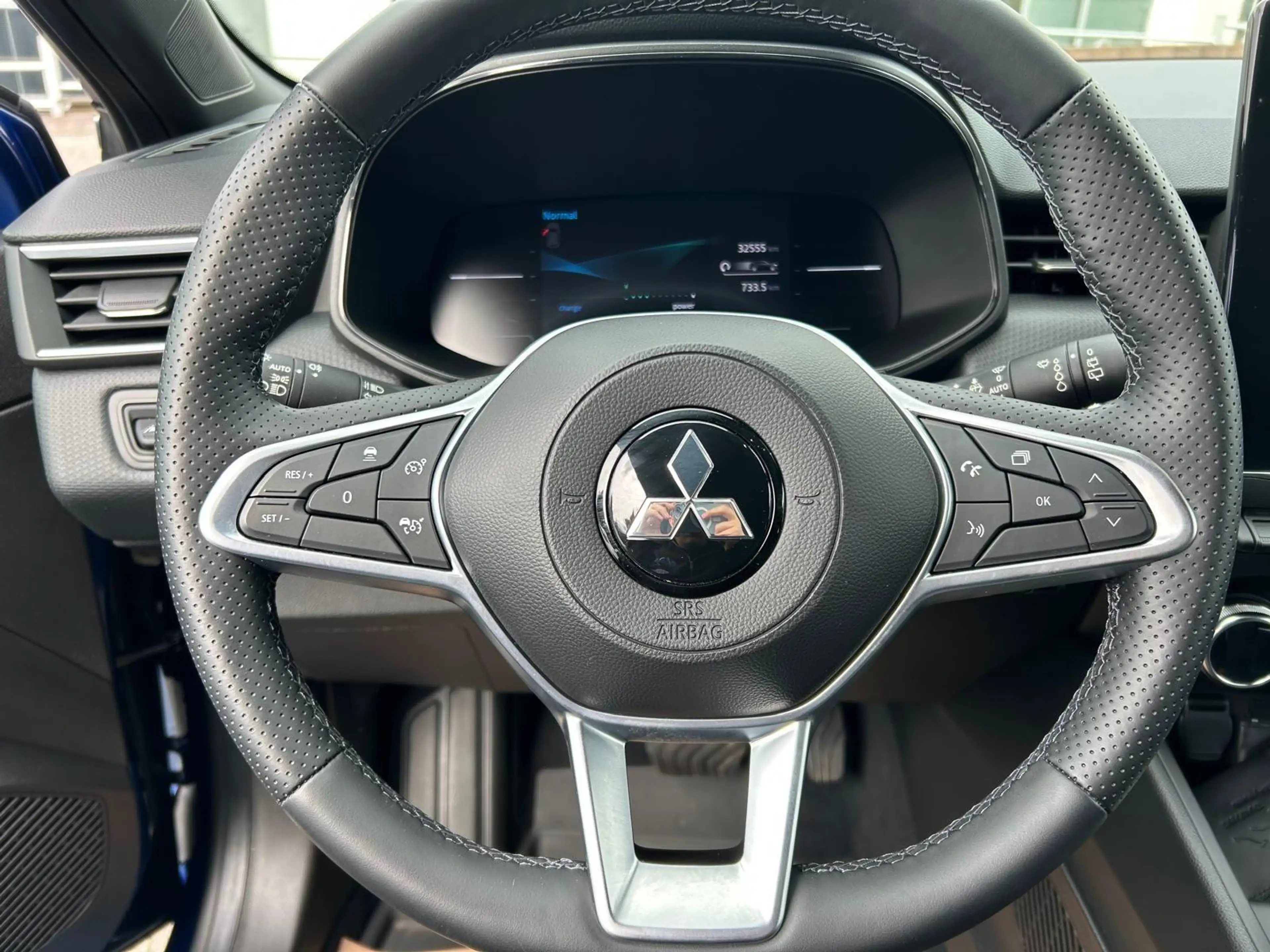 Mitsubishi Colt Intro Edition Hybrid — photo 12