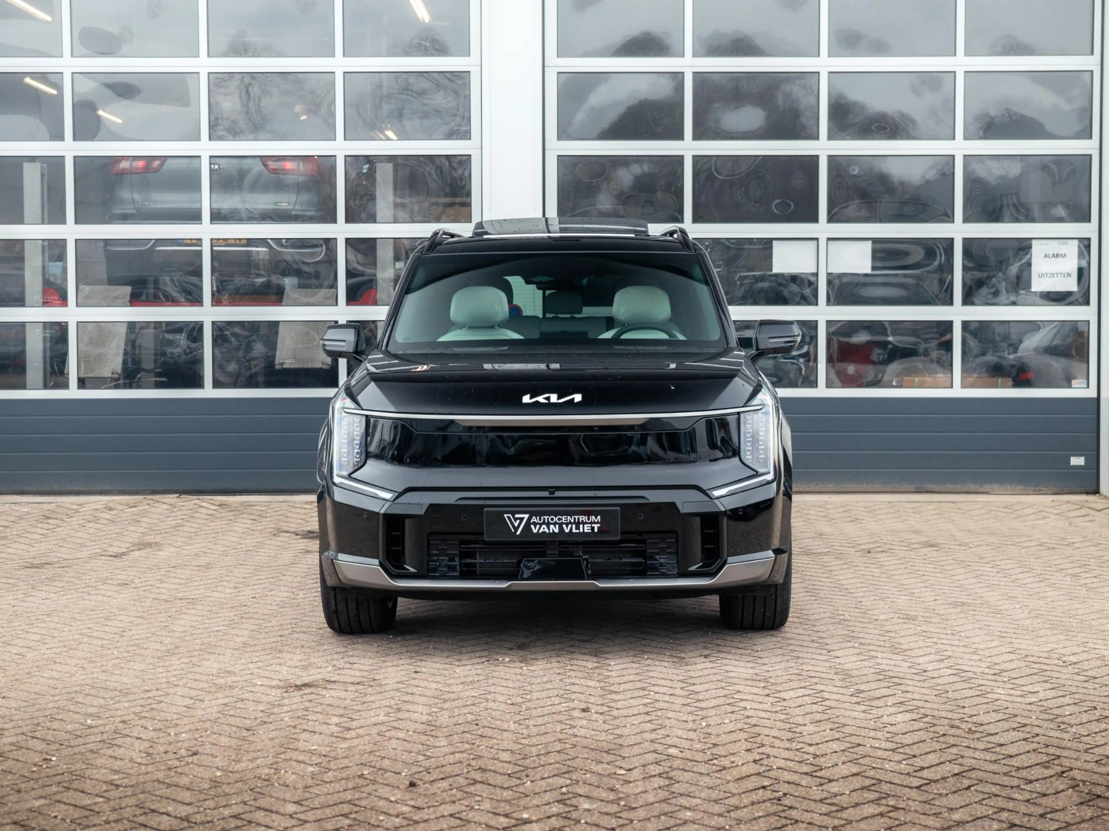 Kia EV9 GT-Line AWD 99.8 kWh — photo 2