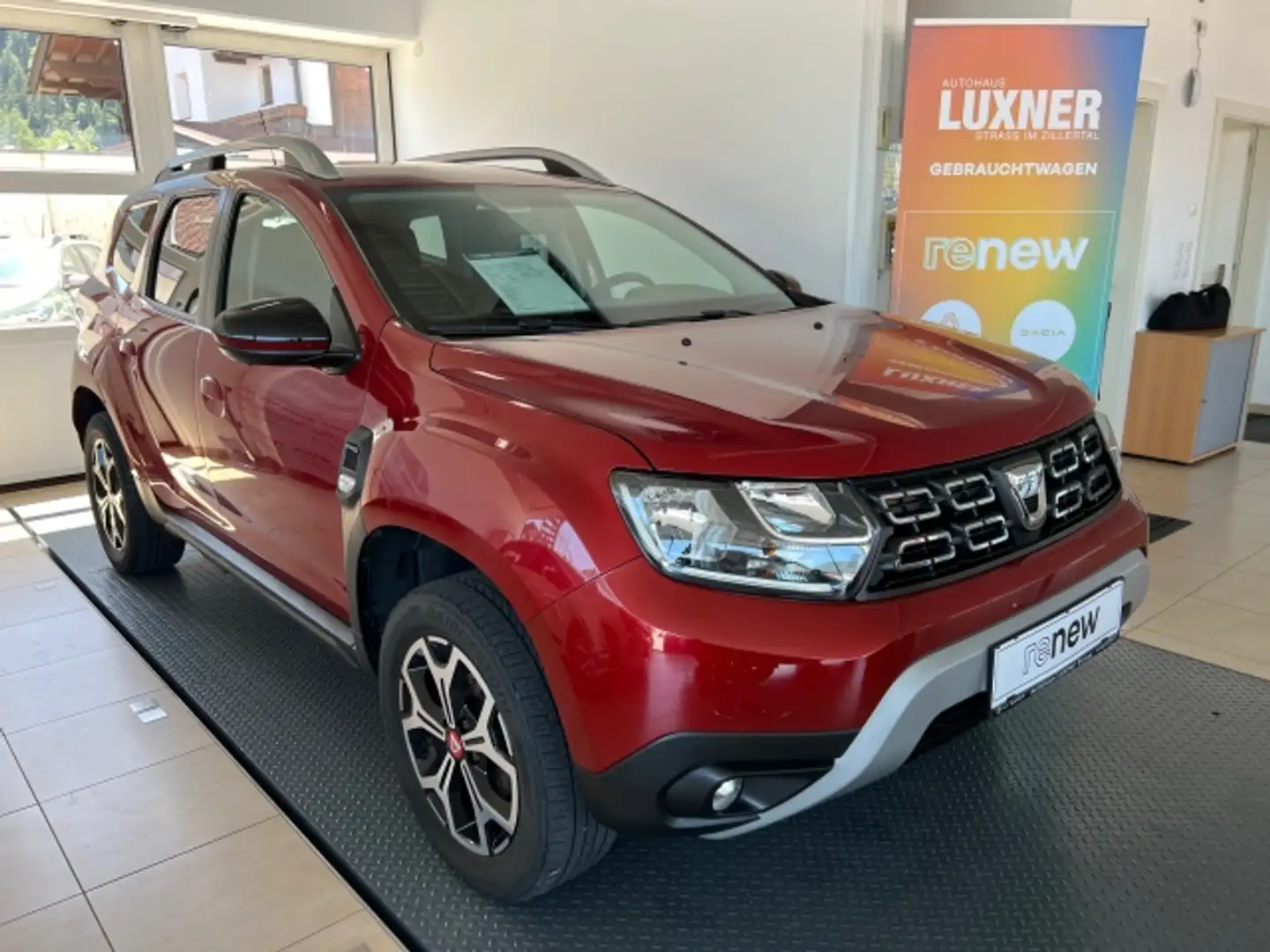 Dacia Duster DusterChari1,5DCI4x4 Rood - 1