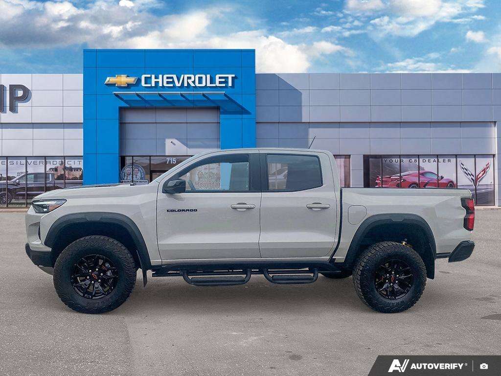 2026 Chevrolet Colorado 4WD ZR2 | Sunroof | Heated | Vented Leather | Tech — снимка 1