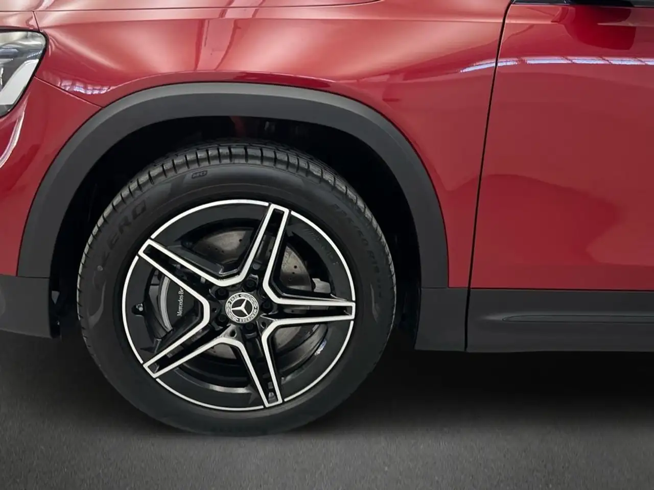 Mercedes-Benz GLB 2026