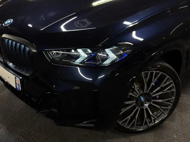 BMW X5 view 6