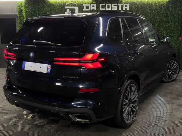 BMW X5 view 8