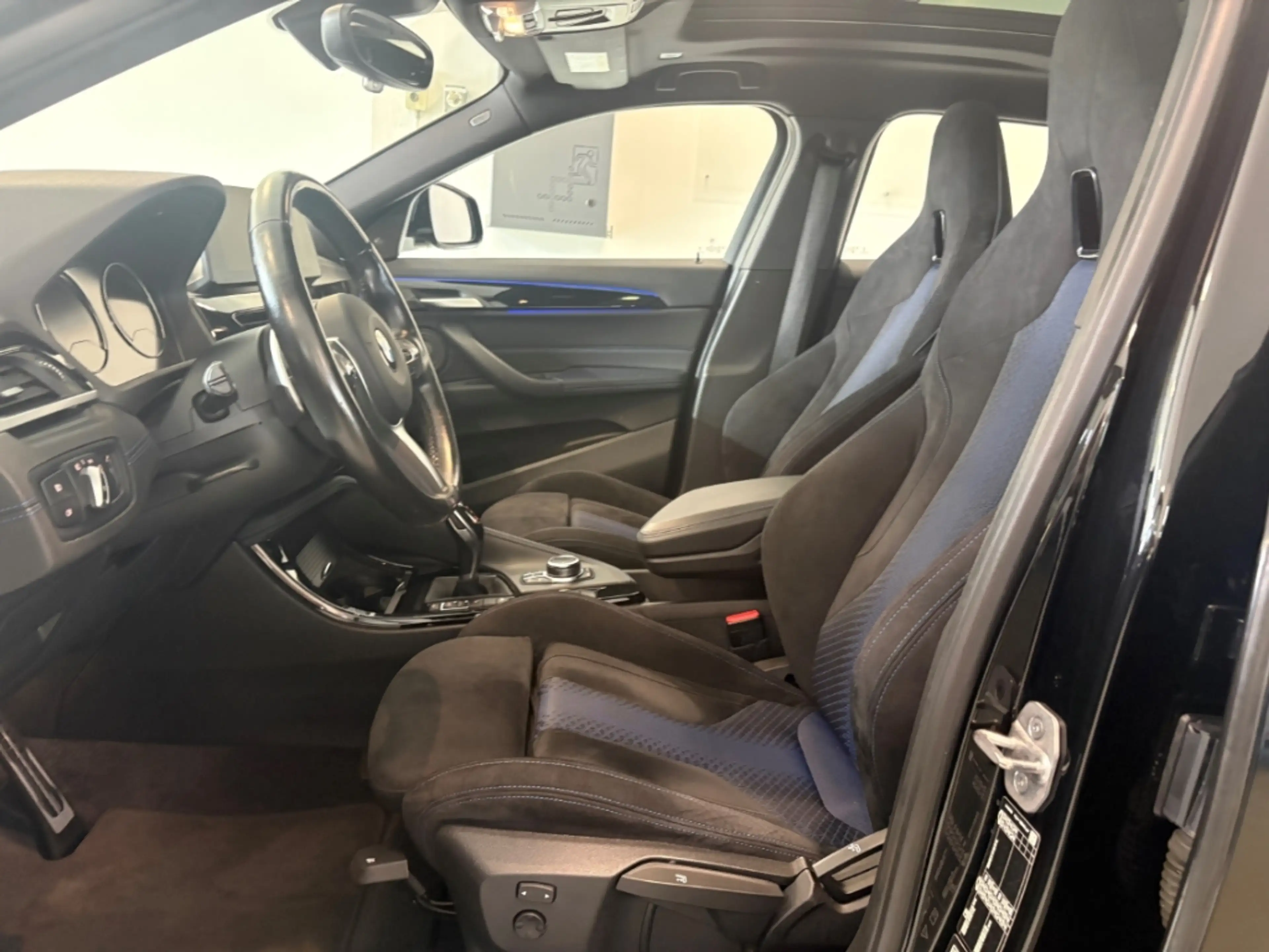 BMW X2 M35i Sportpaket HUD AD El. Panodach Panorama Navi — photo 7