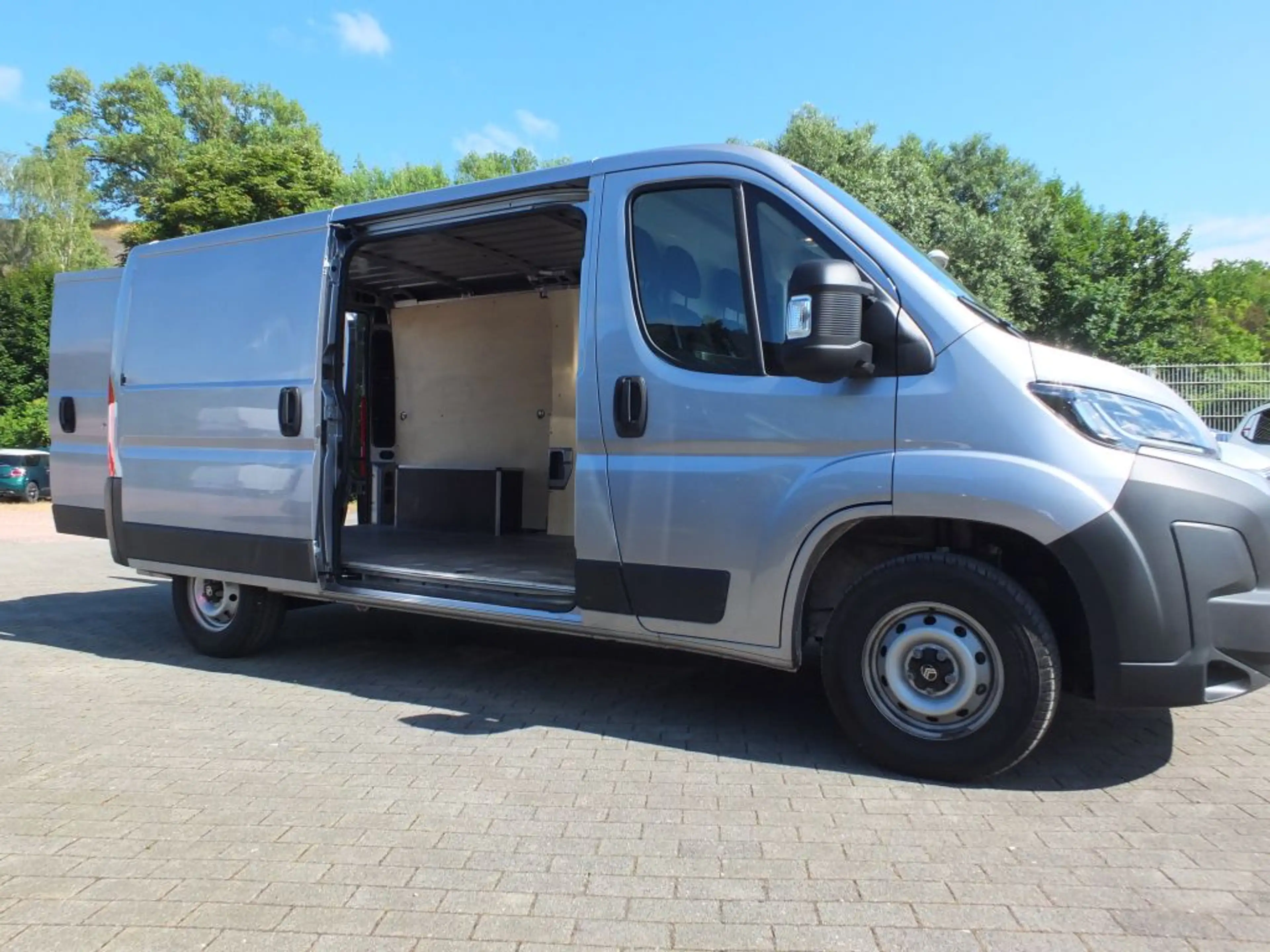 Citroen Jumper 2.2 BlueHDi 140 L2H1 — photo 5
